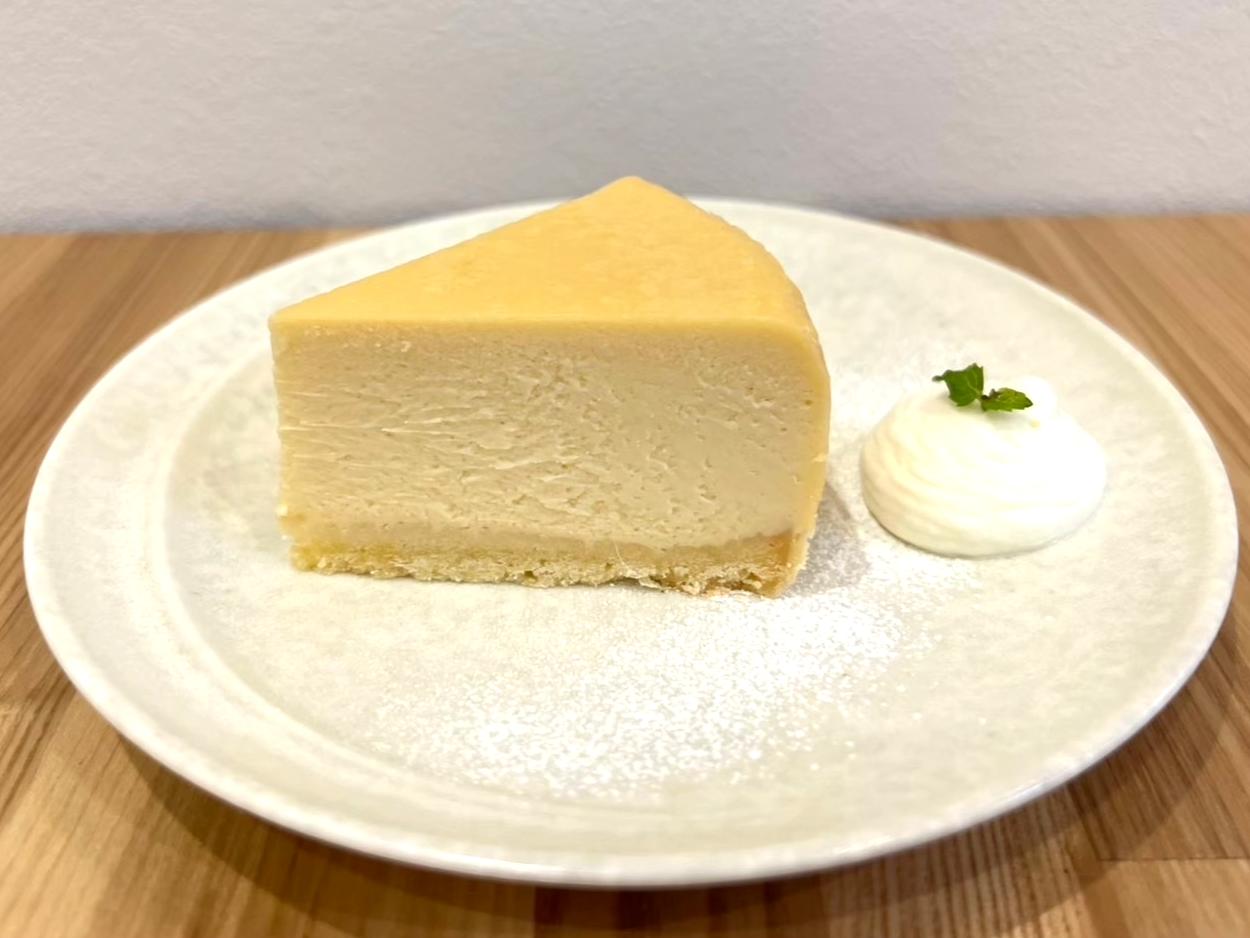 T-style Cafe Cielのベイクドチーズケーキ