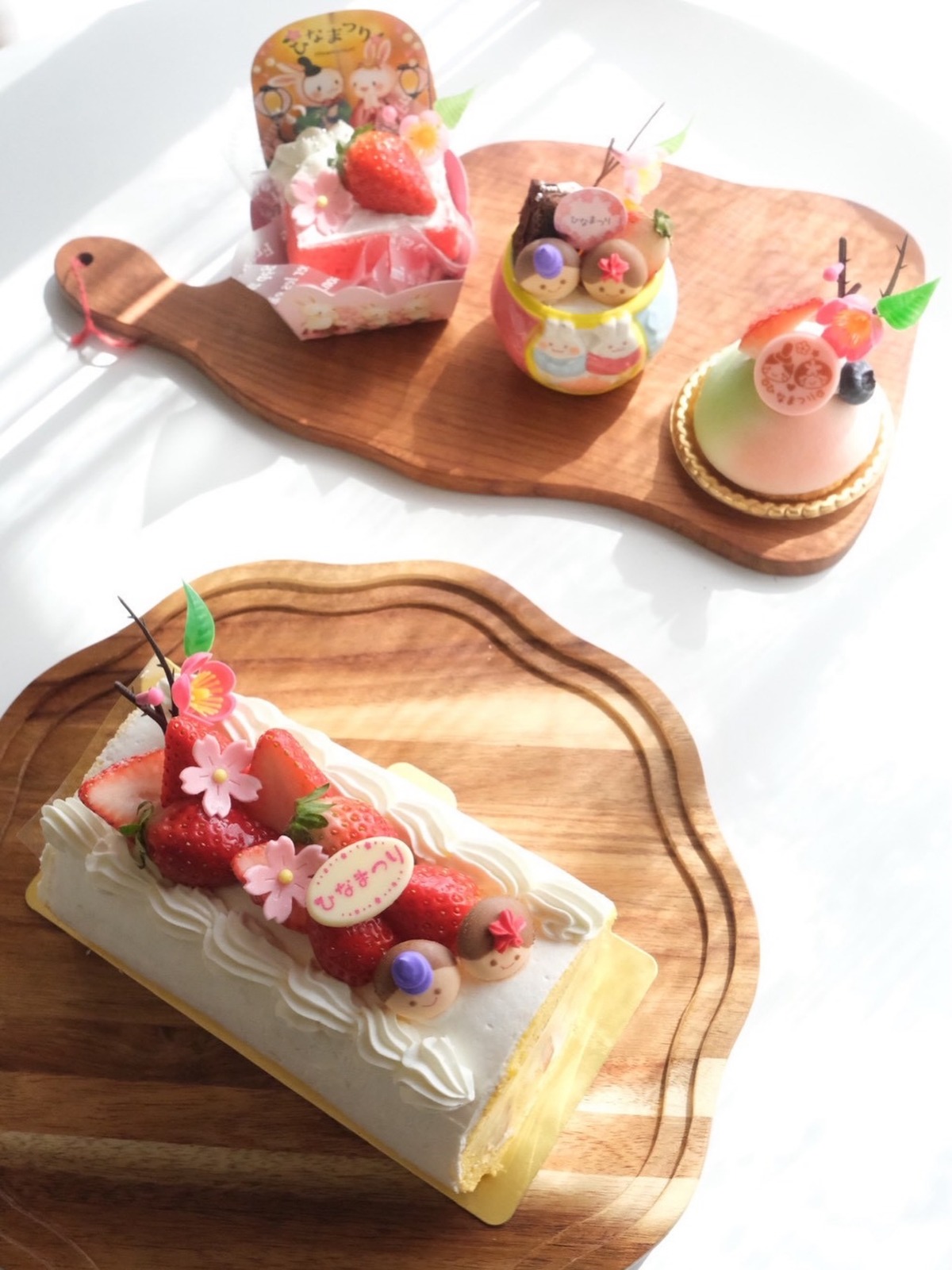 ひなまつりのケーキ（グランシャリオ公式Instagramより）