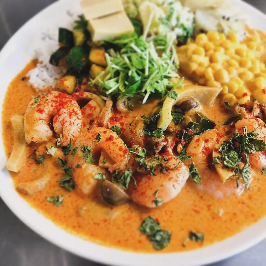 かくれ家スパイス食堂 咖喱家ゆるりの料理写真(公式Instagramより)